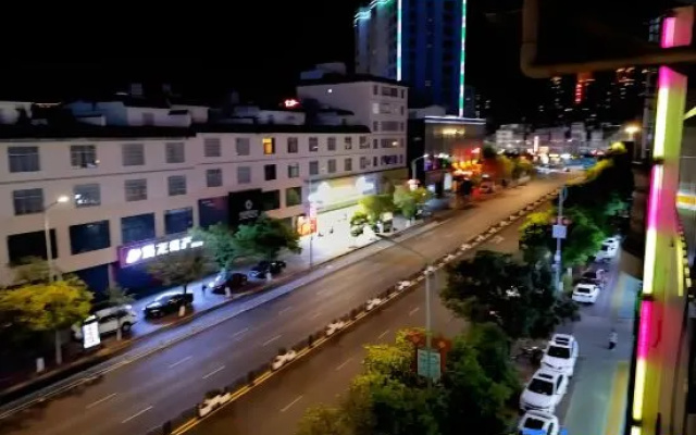 Wenshan Fengchi Apartment (Qihua Square) — 2-star hotel in Wenshan