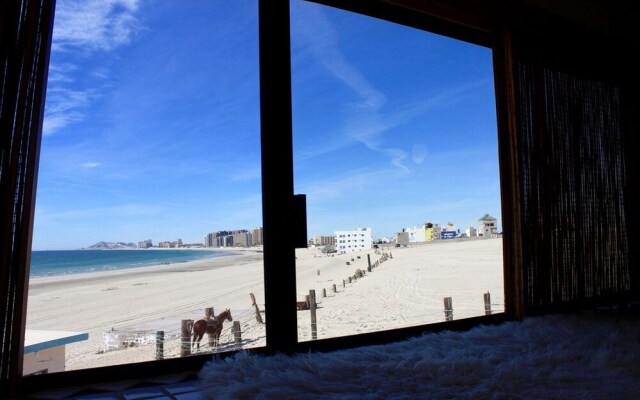 Las Gaviotas 2BR 402 by Casago