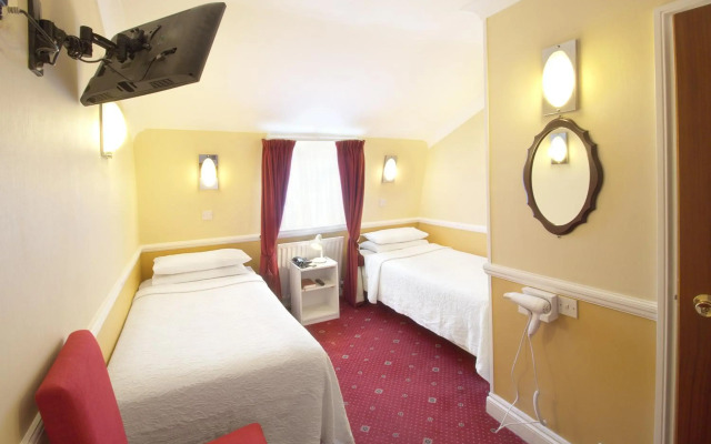 Balmoral House Hotel