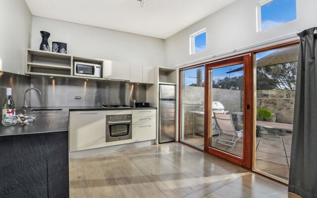 Hearn's Beachside Villa 2