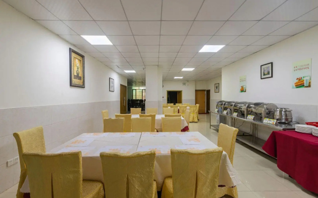 Yuelaideng Hotel