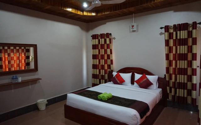 Phetphaylin Hotel