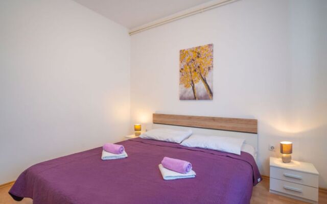 Apartment Šegulja St.Georges-de-Montclard 14289