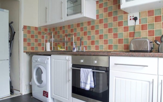 1 Bedroom Flat In Old Town