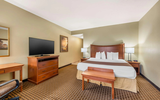 Best Western Plus Grand Island Inn & Suites
