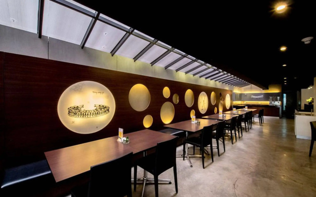 Myhotel CMYK Ratchada