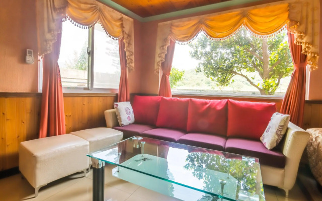 Kenting Maya House B&B