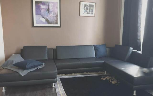 Apartment with One Bedroom in Schaerbeek, with Wonderful City View And Wifi