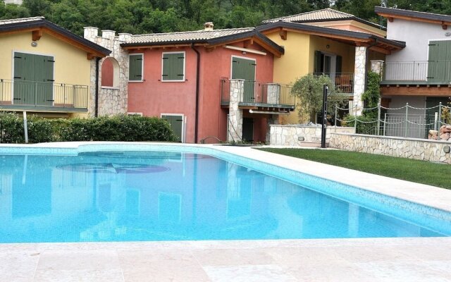 Residence Alle Torri With Pool