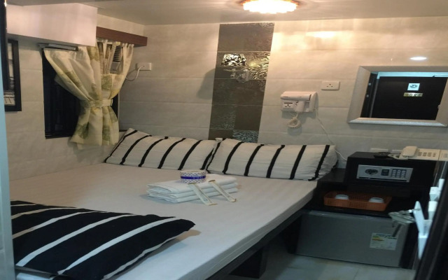 Skyview Hostel