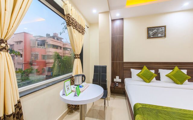 Treebo Globe International Near Kalighat Mandir