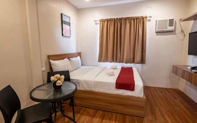 Kiwi Hotel