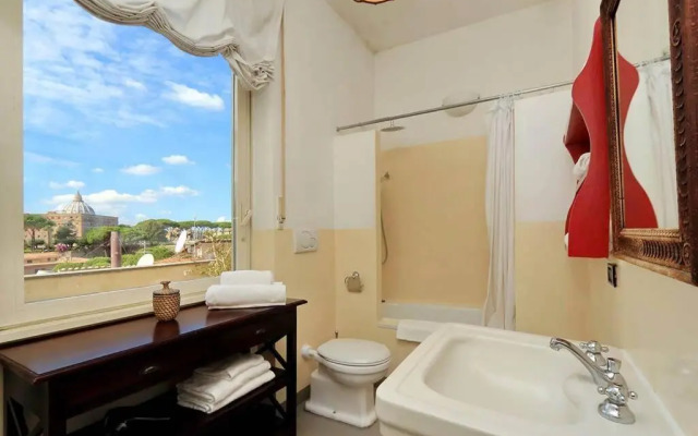 Sant Onofrio Terrace Apartment