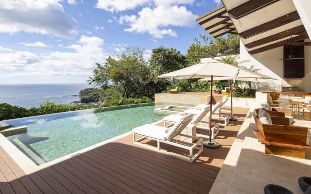 Villa Belvedere Ocean Views up to 12 Guests