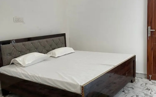 Goroomgo Ayodhya Dham Guest House Ayodhya