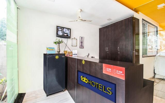 FabHotel Sahara Inn
