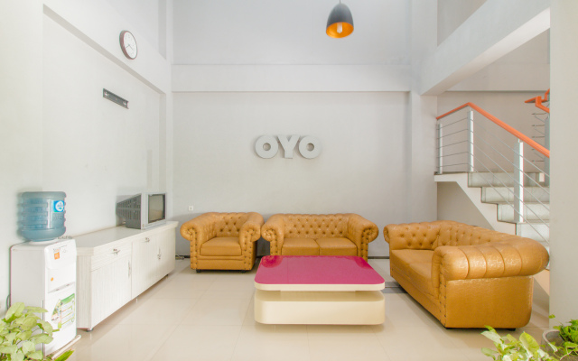 OYO 871 Aira Costel