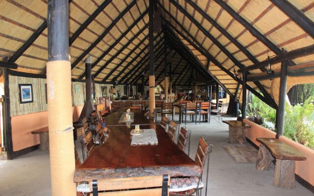 Ndhovu Safari Lodge - Campground