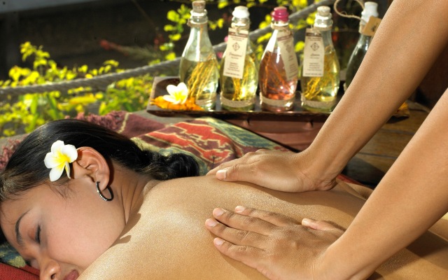 Nugraha Lovina Seaview Resort & Spa