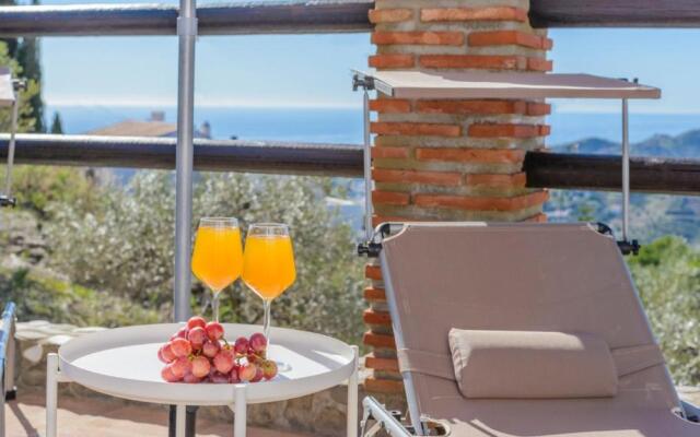 Villa Vargas Torrox by Ruralidays