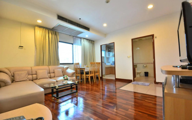 Piyavan Tower Serviced Apartment