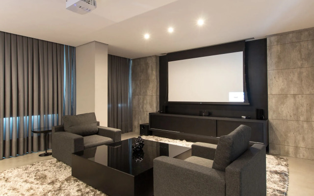 7th Avenue Oxford Residence