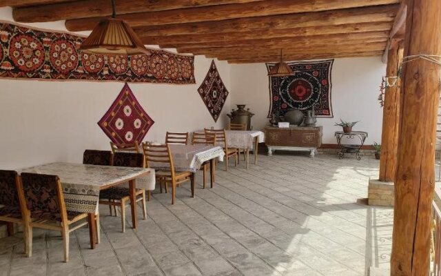 Sarrafon B&B