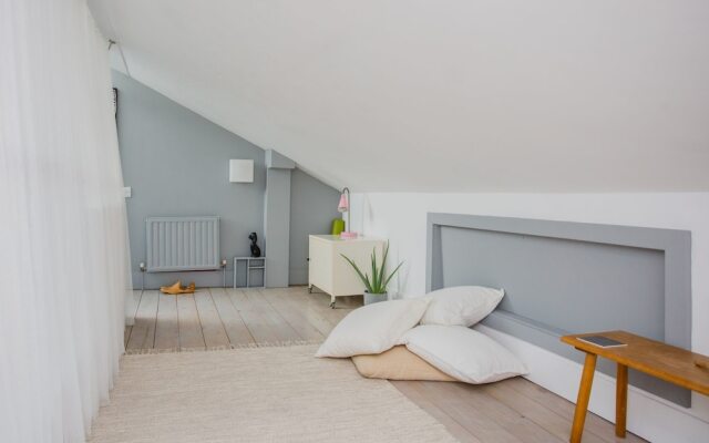 2 Bedroom Home in Hackney With Roof Terrace