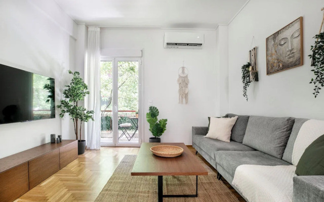 Mellow 2-Bedroom Apartment in Athens