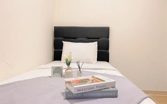 Minimalist And Tranquil 2Br Meikarta Apartment