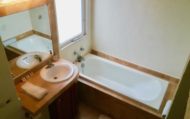 Condo Izamal by Playa Paradise