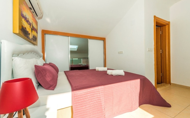 Pinara Residence One Bedroom 2