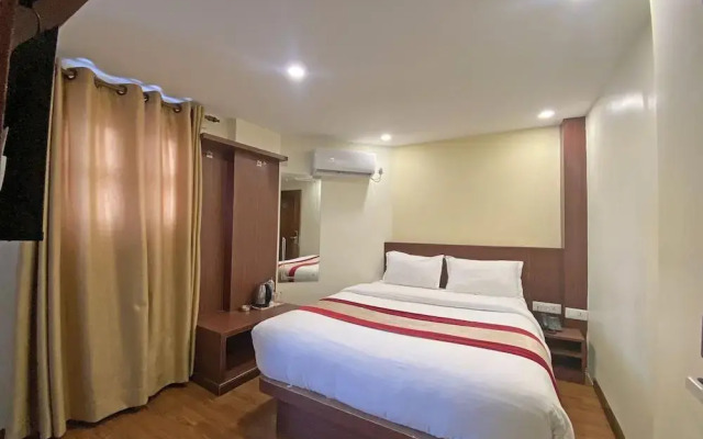 Hotel Shree Yantra by OYO Rooms