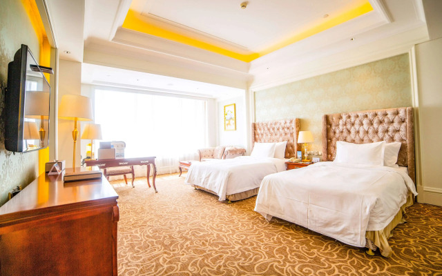 Howard Johnson by  Domando Plaza Wulanchabu