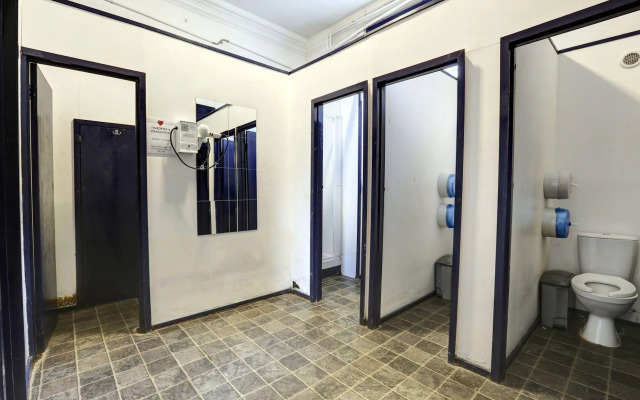 PubLove The White Ferry, Victoria - Hostel