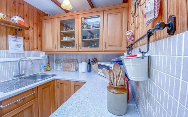12 Waters Edge Chalet, Amroth