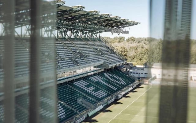 ETO Park Hotel Business & Stadium