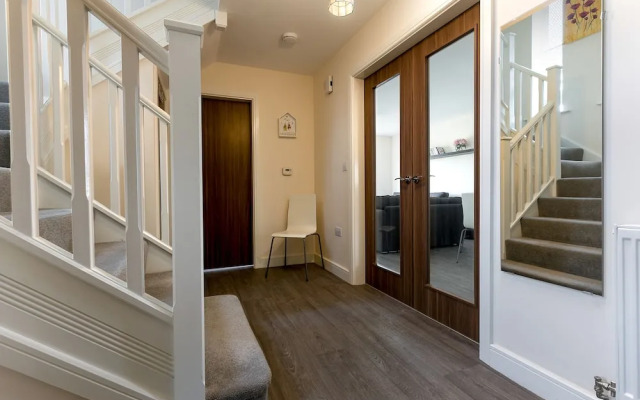 KVM - Quayside House