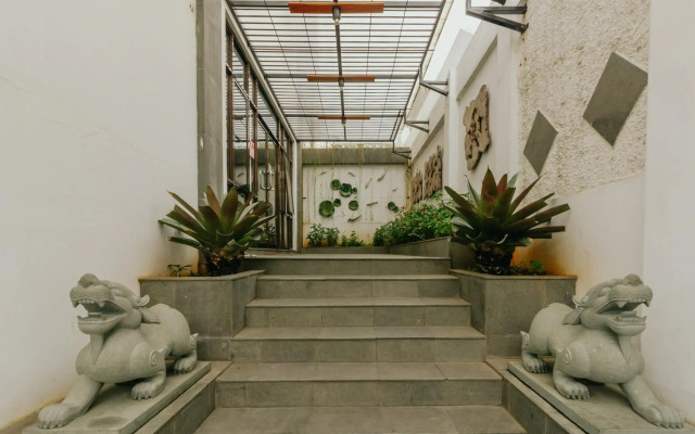 Urbanest Inn House Slipi