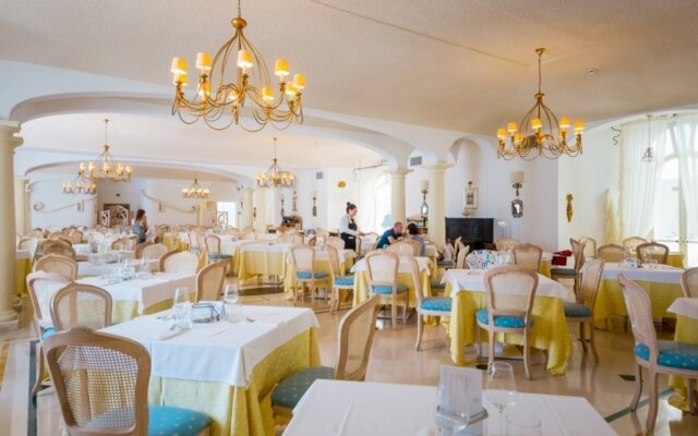 Nicolaus Prime Il Gabbiano Hotel