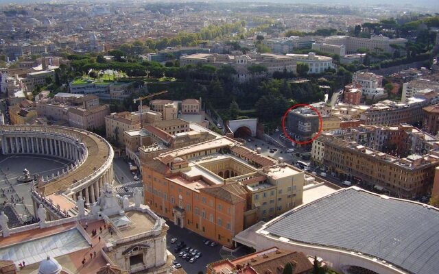 All'Ombra del Cupolone