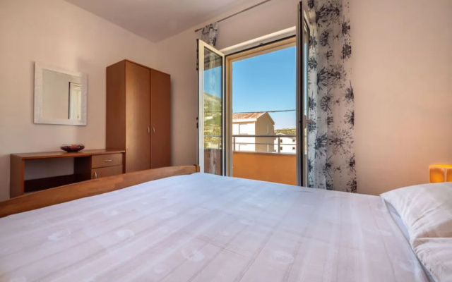 Apartment Golub Karlobag 37493