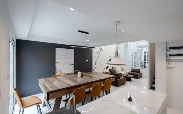 Sabbath Residence(Luxury pool villa townhome)