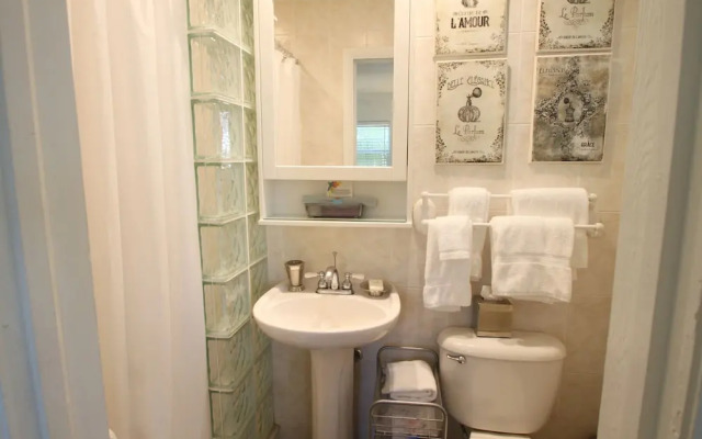 Sea Spray Inn