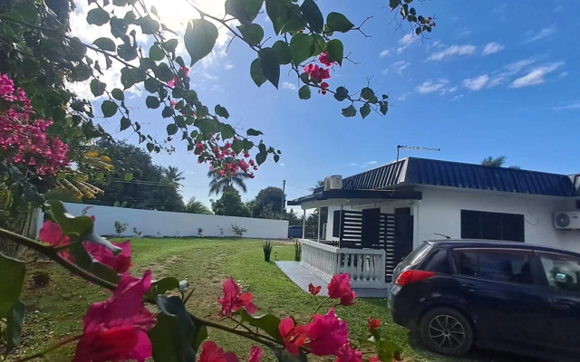 ABM Court Holiday Apartments