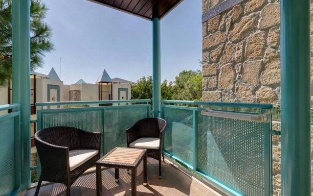 ROBINSON PAMFILYA - All Inclusive