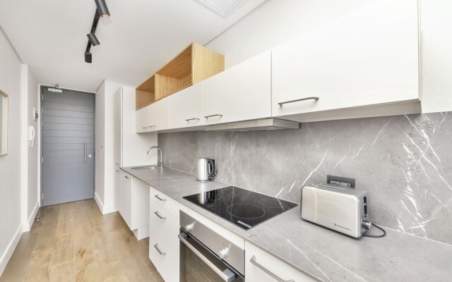 Studio With Large Balcony