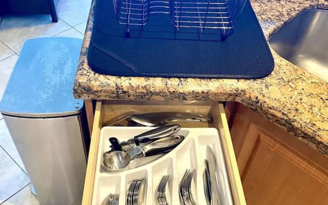 Direct ocean front condo Miami Beach