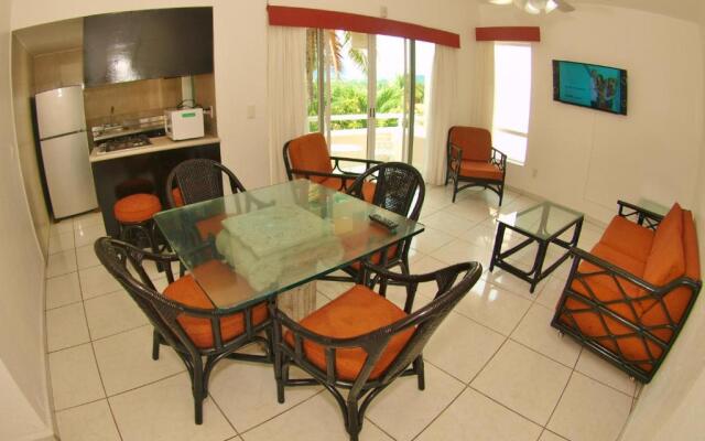 Villas del Palmar Manzanillo with Beach Club