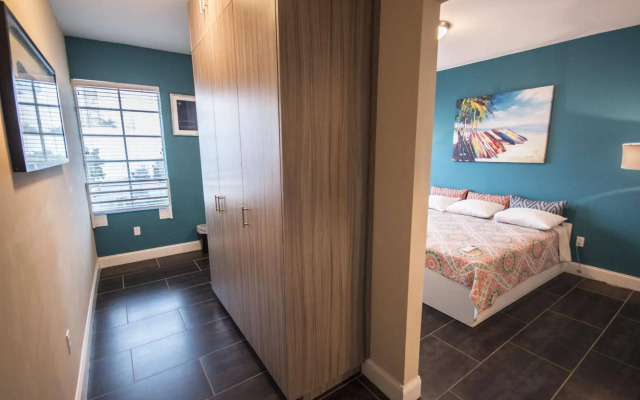 Beds n' Drinks Hostel